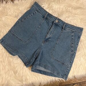 Wonderly Women’s High Rise Denim Shorts Size 12 Blue Jean Stretch Patch Pockets